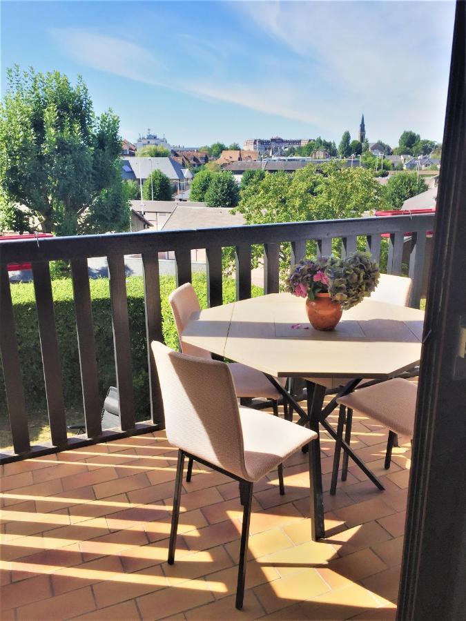 Domaine Prive, , Piscine, Jacuzzi, Joli Appartement Deauville Exterior photo